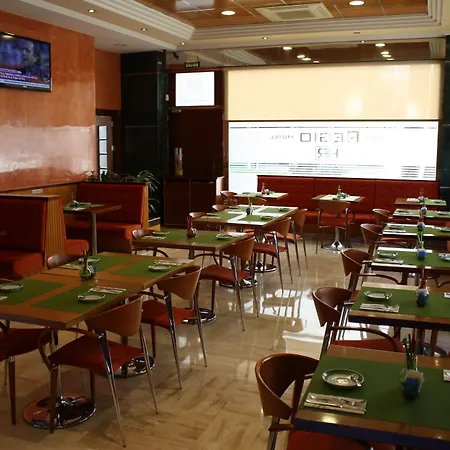 מלון Regio קדיז